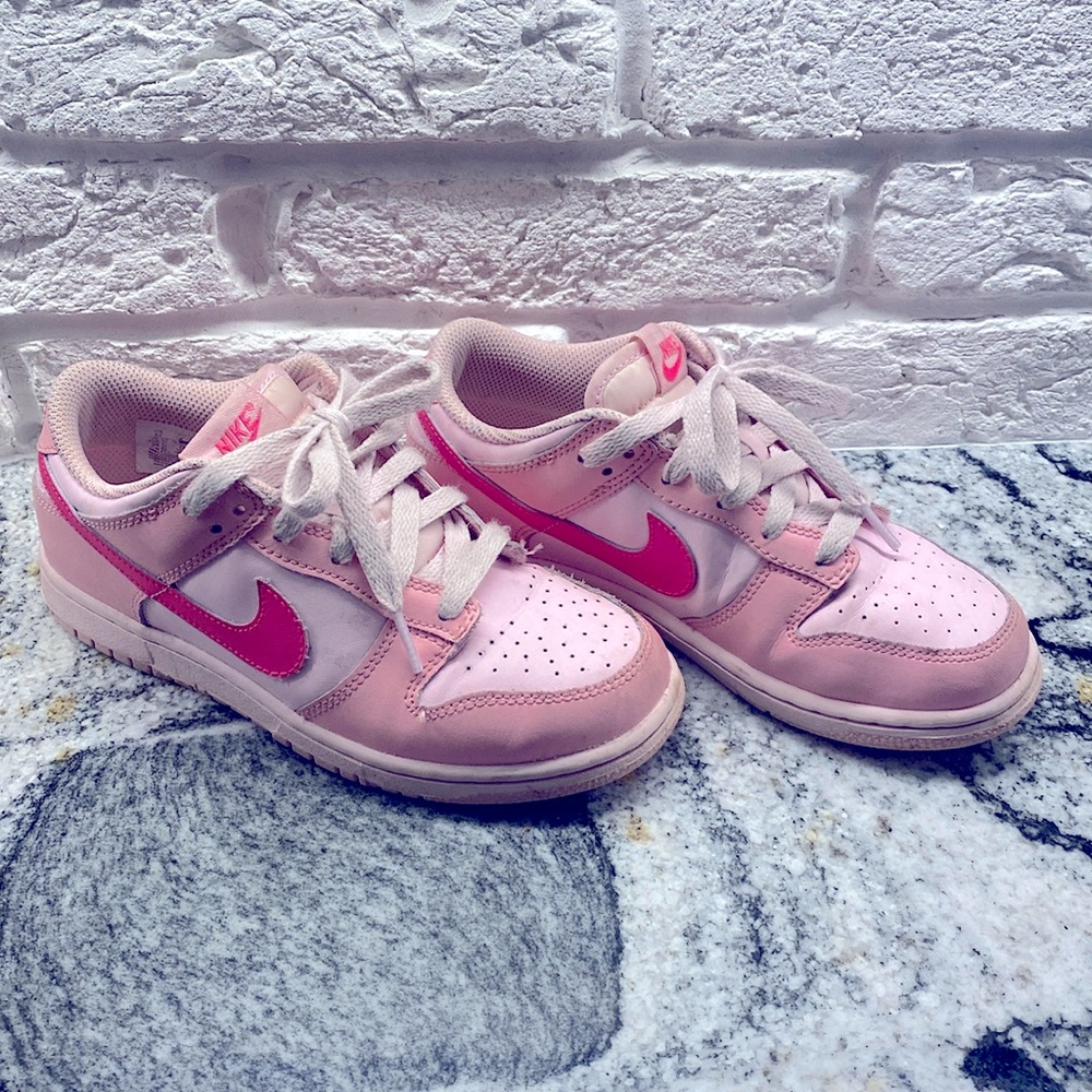 Girl Nike “Triple Pink” Low Dunks